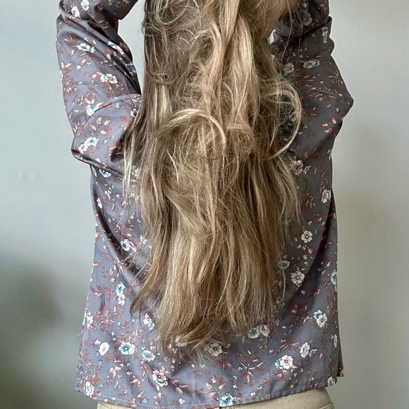 Vintage Allure Collard Floral Button Up Blouse Grey/Purple - Picture 5 of 6